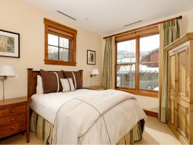 Five Bedroom Luxury Ski Penthouse Snowmass Village